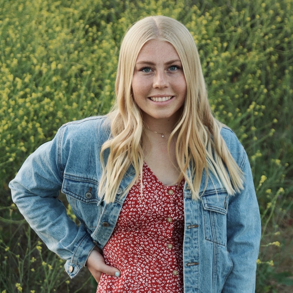 Meet your Posher, Hallie